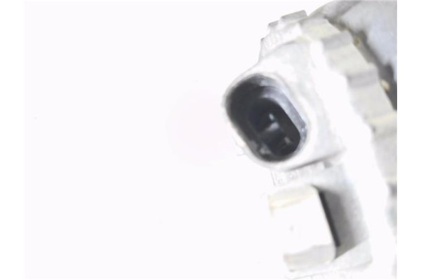 Recambio de faro antiniebla derecho para lancia lybra station wagon 1.9 jtd referencia OEM IAM 38660748 0046827706 