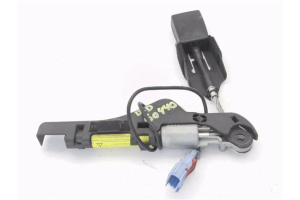 Recambio de anclaje cinturon delantero derecho para citroen c2 1.4 hdi referencia OEM IAM 9639873877 TRW33022955 