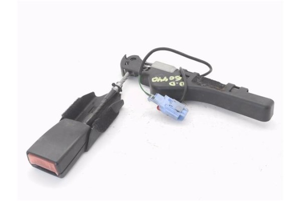 Recambio de anclaje cinturon delantero derecho para citroen c2 1.4 hdi referencia OEM IAM 9639873877 TRW33022955 