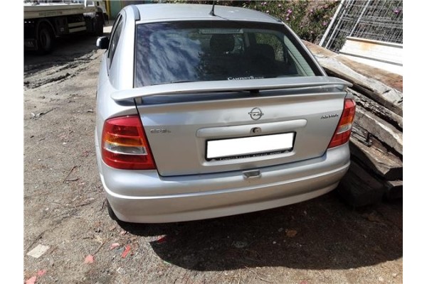 opel astra g berlina del año 1999