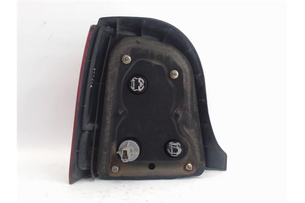 Recambio de piloto trasero derecho para honda logo (ga3) referencia OEM IAM 33501S50G01  