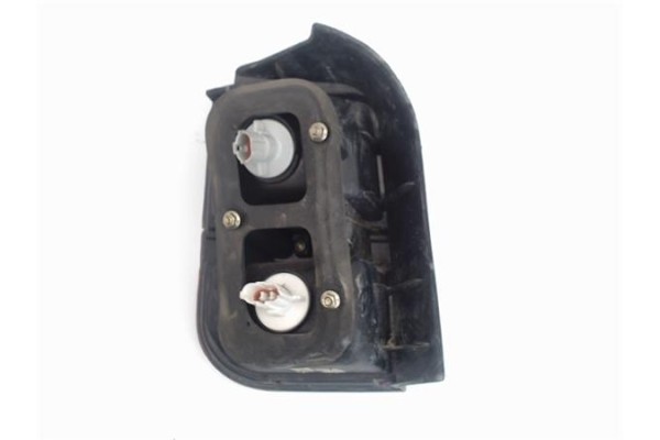 Recambio de piloto trasero derecho para mitsubishi santamo (hyundai) referencia OEM IAM 92402M2200  