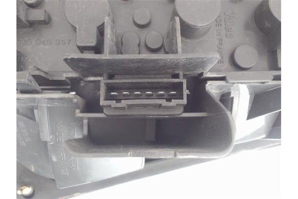 Recambio de piloto trasero derecho para skoda octavia berlina (1u2) referencia OEM IAM 1U6945112A  