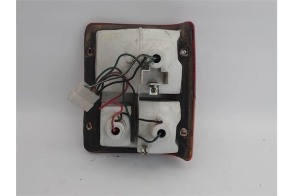 Recambio de piloto trasero izquierdo para mitsubishi pajero referencia OEM IAM MB283725  