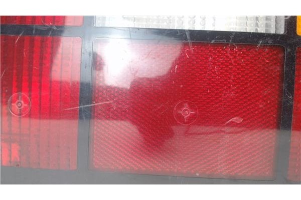Recambio de piloto trasero derecho para volvo serie 440 referencia OEM IAM 3454331  