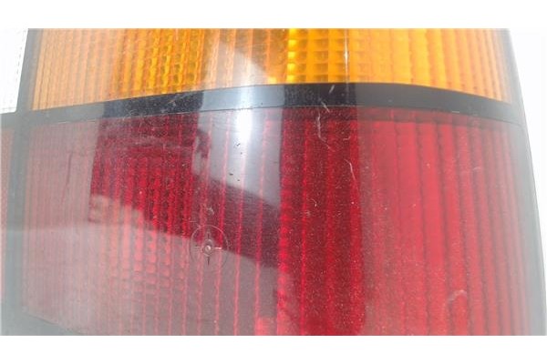 Recambio de piloto trasero derecho para volvo serie 440 referencia OEM IAM 3454331  
