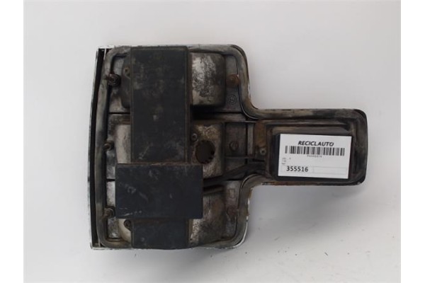 Recambio de piloto trasero derecho para seat 131 referencia OEM IAM 4385417  