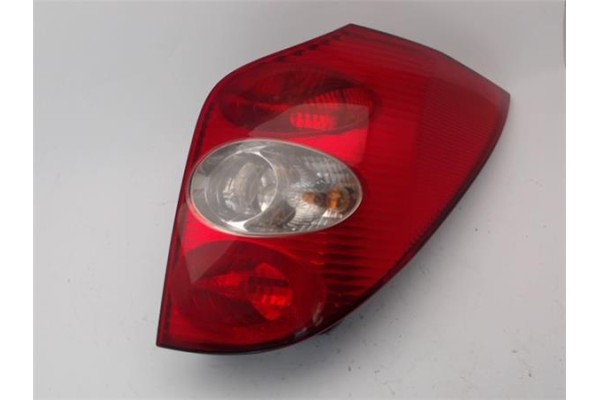 Recambio de piloto trasero derecho para renault laguna ii grandtour (kg0) referencia OEM IAM 8200002472  