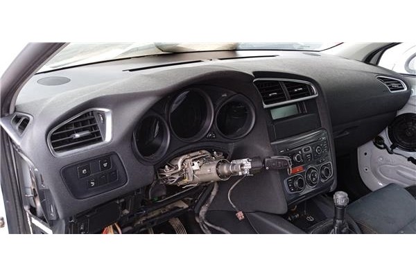 Recambio de salpicadero para citroen c4 berlina 1.6 exclusive referencia OEM IAM   