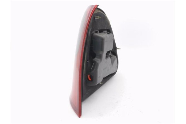 Recambio de piloto trasero derecho para rover rover 25 (rf) 1.4 classic (3-ptas.) referencia OEM IAM XFB000340  