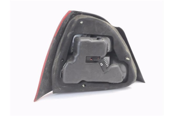 Recambio de piloto trasero derecho para rover rover 25 (rf) 1.4 classic (3-ptas.) referencia OEM IAM XFB000340  