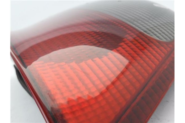 Recambio de piloto trasero derecho para rover rover 25 (rf) 1.4 classic (3-ptas.) referencia OEM IAM XFB000340  