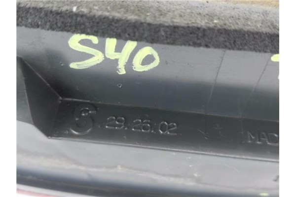 Recambio de piloto trasero derecho para volvo s40 berlina 1.6 referencia OEM IAM 30800228  