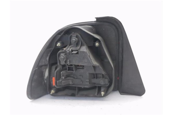 Recambio de piloto trasero derecho para rover rover 400 (rt) 1.4 414 i (4-ptas.) referencia OEM IAM XFB101420  