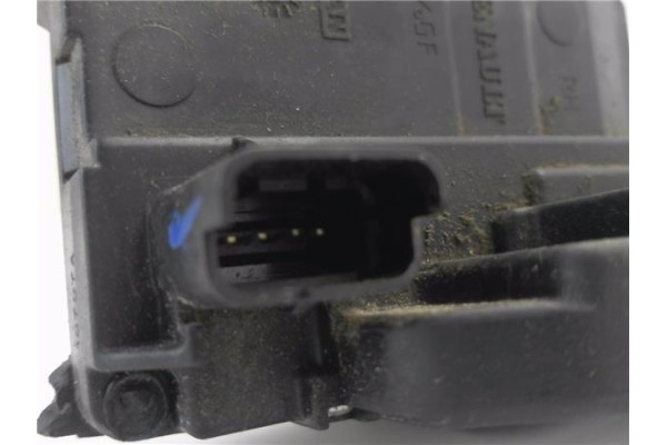 Recambio de cierre electromagnetico delantero derecho para renault clio iii 1.5 dci (br17, cr17) referencia OEM IAM 8200300125  