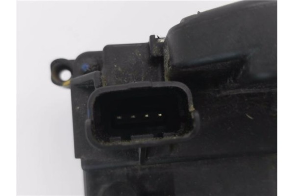 Recambio de cierre electromagnetico delantero izquierdo para renault clio iii 1.5 dci (br17, cr17) referencia OEM IAM 8200300123