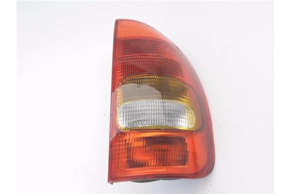 Recambio de piloto trasero derecho para opel corsa b 1.2 top (e) referencia OEM IAM 90444810  