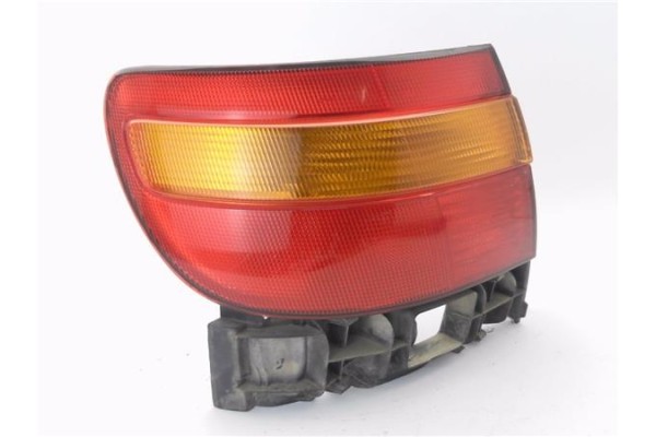 Recambio de piloto trasero izquierdo para toyota carina (t19) 2.0 i (st191) referencia OEM IAM 8156005040  