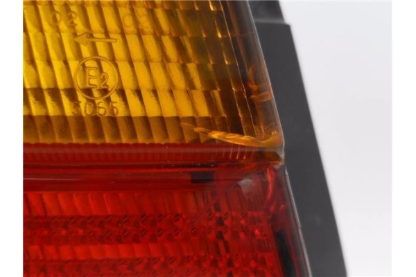 Recambio de piloto trasero izquierdo para toyota carina (t19) 2.0 i (st191) referencia OEM IAM 8156005040  