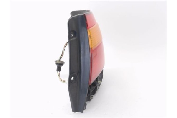 Recambio de piloto trasero derecho para toyota carina (t19) 2.0 i (st191) referencia OEM IAM 8155005040  