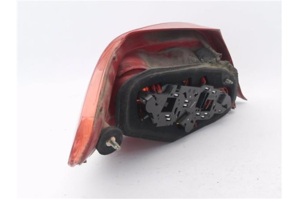 Recambio de piloto trasero derecho para peugeot 307 (3a/c) 2.0 hdi 135 referencia OEM IAM 6351P3  