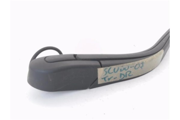 Recambio de brazo limpiaparabrisas trasero para fiat scudo furgón 1.9d referencia OEM IAM A80007277  