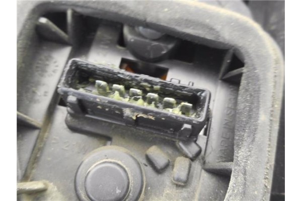 Recambio de piloto trasero izquierdo para citroen berlingo 1.9 d sx combi referencia OEM IAM 9657977080  