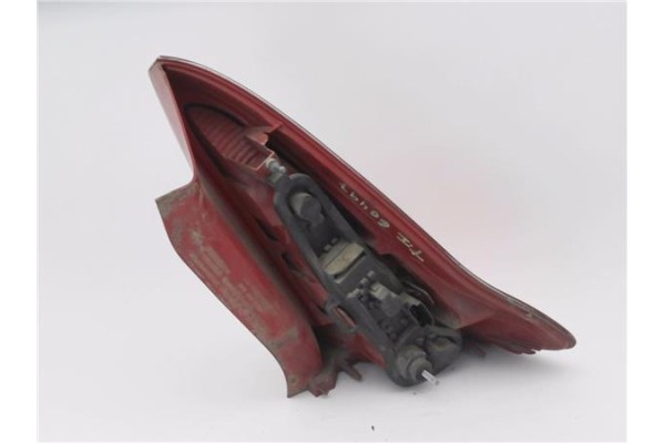 Recambio de piloto trasero izquierdo para citroen c4 coupe 1.6 hdi referencia OEM IAM 9684504677  