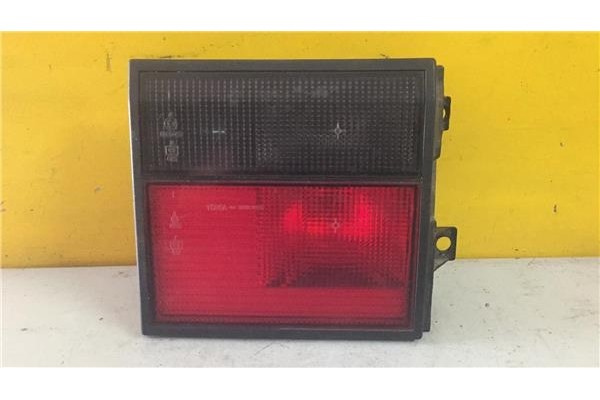 Recambio de piloto interior izquierdo para renault r 21 berlina (b/l48) 1.7 referencia OEM IAM   