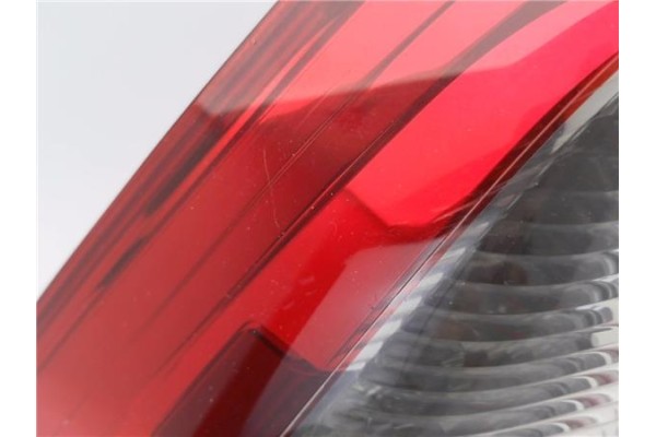 Recambio de piloto trasero izquierdo para citroen c4 coupe 1.6 hdi referencia OEM IAM 9684504677  