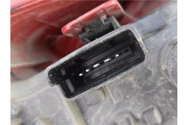 Recambio de piloto trasero derecho para citroen c4 coupe 1.6 hdi referencia OEM IAM 9684504877  