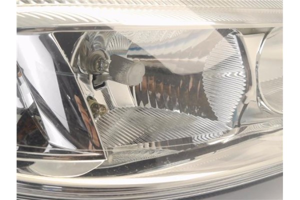 Recambio de faro delantero dcho para renault laguna ii (xgo) 1.9d dci (120) referencia OEM IAM 8200002847  