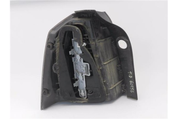 Recambio de piloto trasero derecho para opel zafira 1.9 cdti referencia OEM IAM 154421948R  
