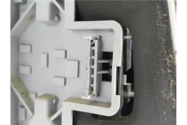 Recambio de piloto trasero derecho para opel zafira 1.9 cdti referencia OEM IAM 154421948R  