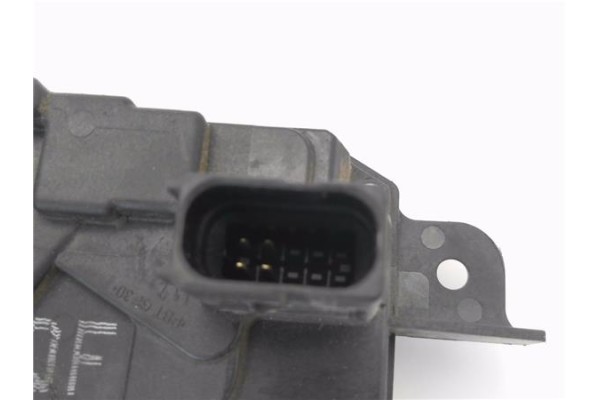 Recambio de cierre electromagnetico delantero izquierdo para opel zafira 1.9 cdti referencia OEM IAM 13210748  