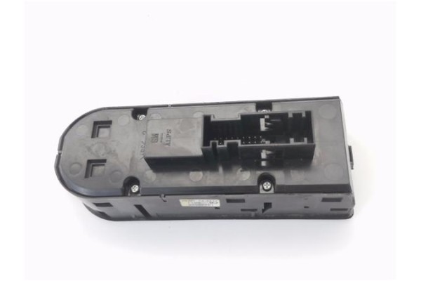 Recambio de mando elevalunas delantero izquierdo para opel zafira 1.9 cdti referencia OEM IAM 13228699  