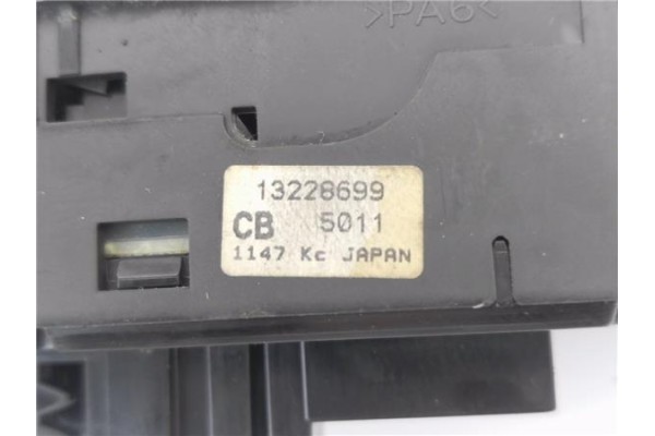 Recambio de mando elevalunas delantero izquierdo para opel zafira 1.9 cdti referencia OEM IAM 13228699  