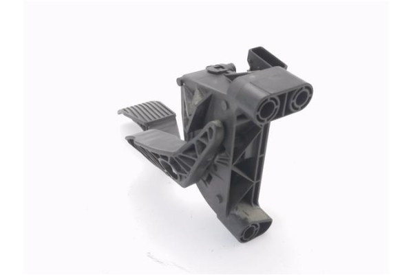 Recambio de pedal acelerador para opel zafira 1.9 cdti referencia OEM IAM 9202341  