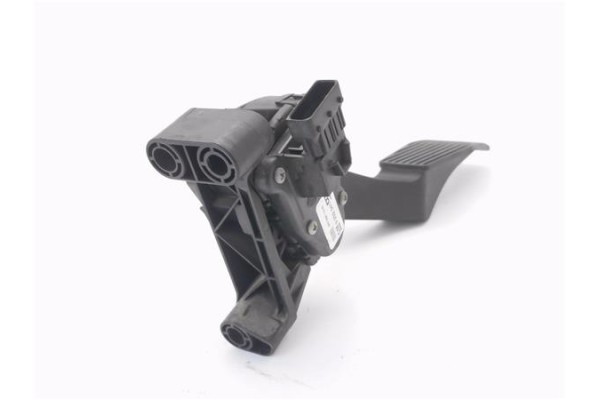 Recambio de pedal acelerador para opel zafira 1.9 cdti referencia OEM IAM 9202341  