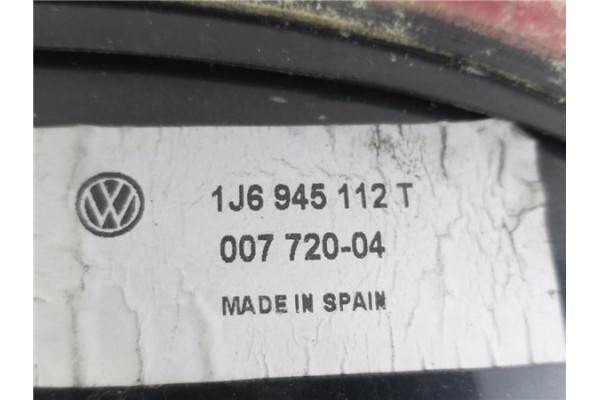 Recambio de piloto trasero derecho para volkswagen golf iv berlina (1j1) 1.8 t referencia OEM IAM 1J6945112T  