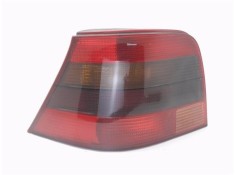 Recambio de piloto trasero izquierdo para volkswagen golf iv berlina (1j1) 1.8 t referencia OEM IAM 1J6945257  