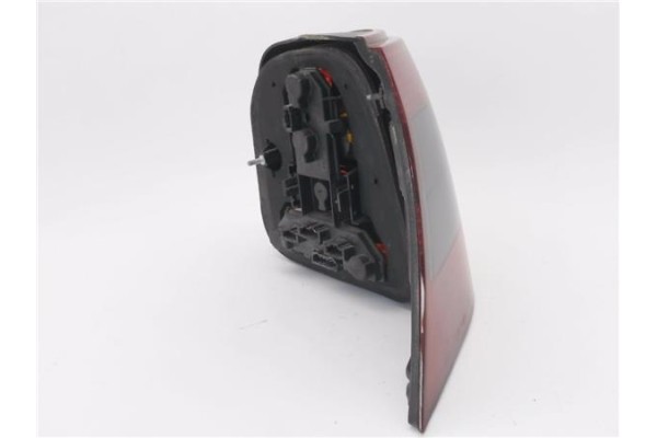 Recambio de piloto trasero izquierdo para volkswagen golf iv berlina (1j1) 1.8 t referencia OEM IAM 1J6945257  