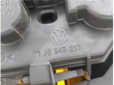 Recambio de piloto trasero izquierdo para volkswagen golf iv berlina (1j1) 1.8 t referencia OEM IAM 1J6945257  