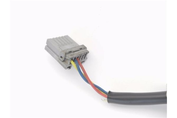 Recambio de retrovisor electrico izquierdo para nissan almera tino (v10m) 1.8 básico referencia OEM IAM E11015541  