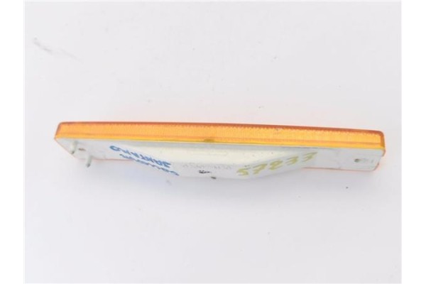 Recambio de reflectante paragolpes trasero para hyundai galloper santamo 2.0 referencia OEM IAM 92307M20  