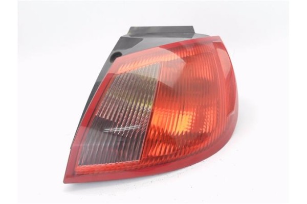 Recambio de piloto trasero derecho para mitsubishi colt cz3 berl. 5 (z30a) 1.1 inform (d) referencia OEM IAM MR957366  