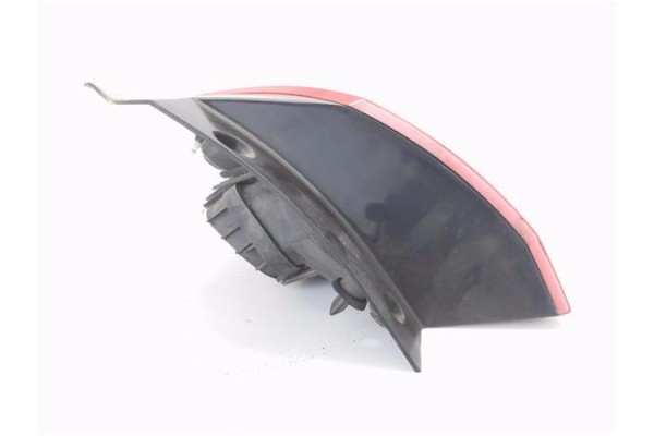Recambio de piloto trasero derecho para mitsubishi colt cz3 berl. 5 (z30a) 1.1 inform (d) referencia OEM IAM MR957366  