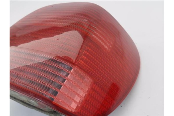 Recambio de piloto trasero derecho para volkswagen polo iii berlina (6n2) 1.4 conceptline referencia OEM IAM 6N0945257B  