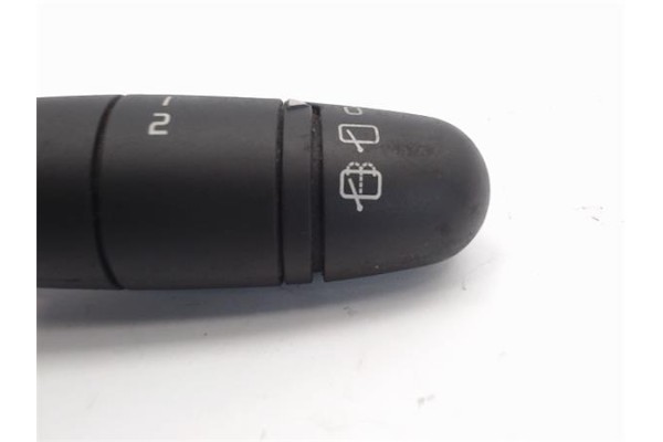 Recambio de mando limpiaparabrisas para renault clio ii fase ii (b/cb0) referencia OEM IAM   