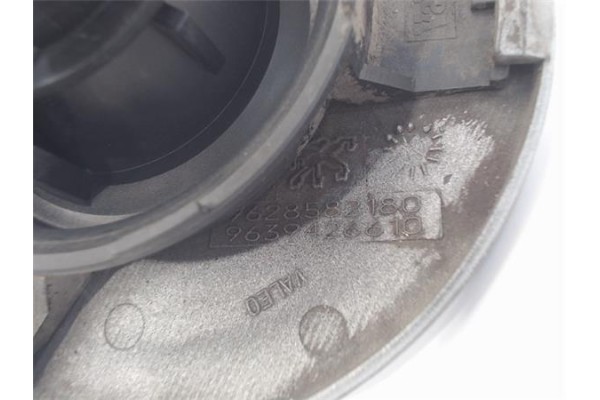 Recambio de tapa exterior combustible para peugeot 206 1.6 i referencia OEM IAM 9639426610  